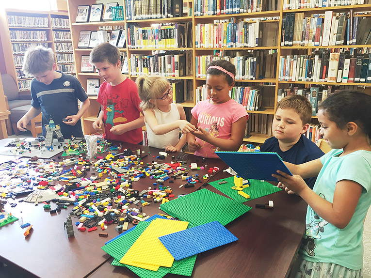 Photo: Lego program in the James Kennedy Public Library (IA) Smart Space; used with permission