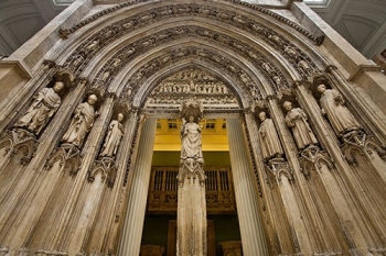 Image showing the doors on display a the Carnegie Museum of Art.